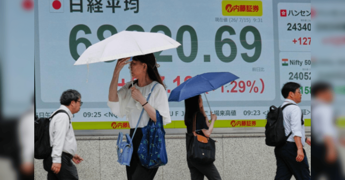 Global markets slide as AI stocks extend sell-off, oil surge ...