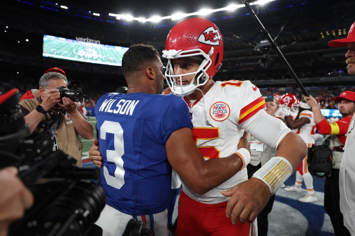 Patrick Mahomes Reacts to Russell Wilson’s Retirement Announcement