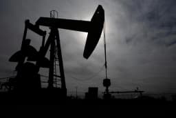 Oil climbs to six-week high after Iran dismisses peace talks