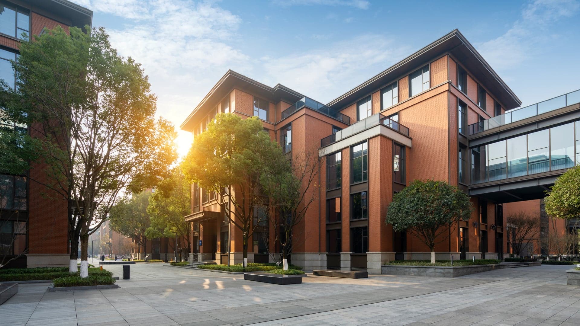 Manage Housing Risks When Acting as a Landlord | United Educators