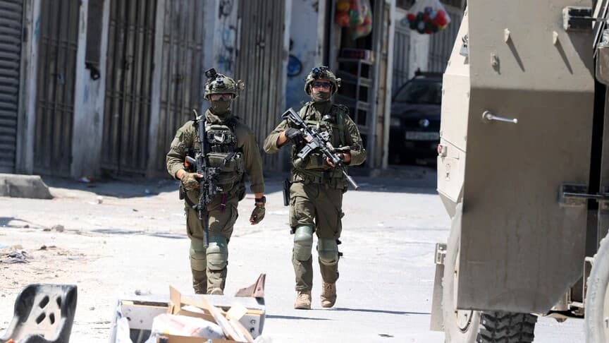 Israeli army arrests 33 Palestinians in occupied West Bank ...