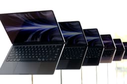 Apple Stock: Best Positioned To Face Memory Shock