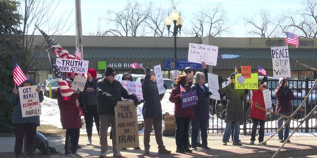 Protesters in Niles rally against Middle East conflict
