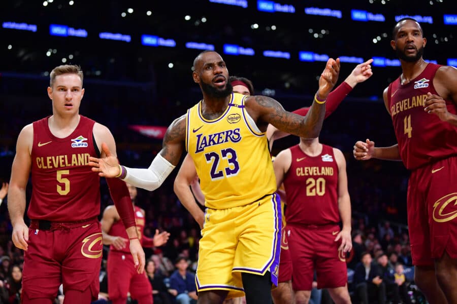 Lakers Eyeing to Replace LeBron James with His Ex-Cavs Teammate to Pair Luka Doncic