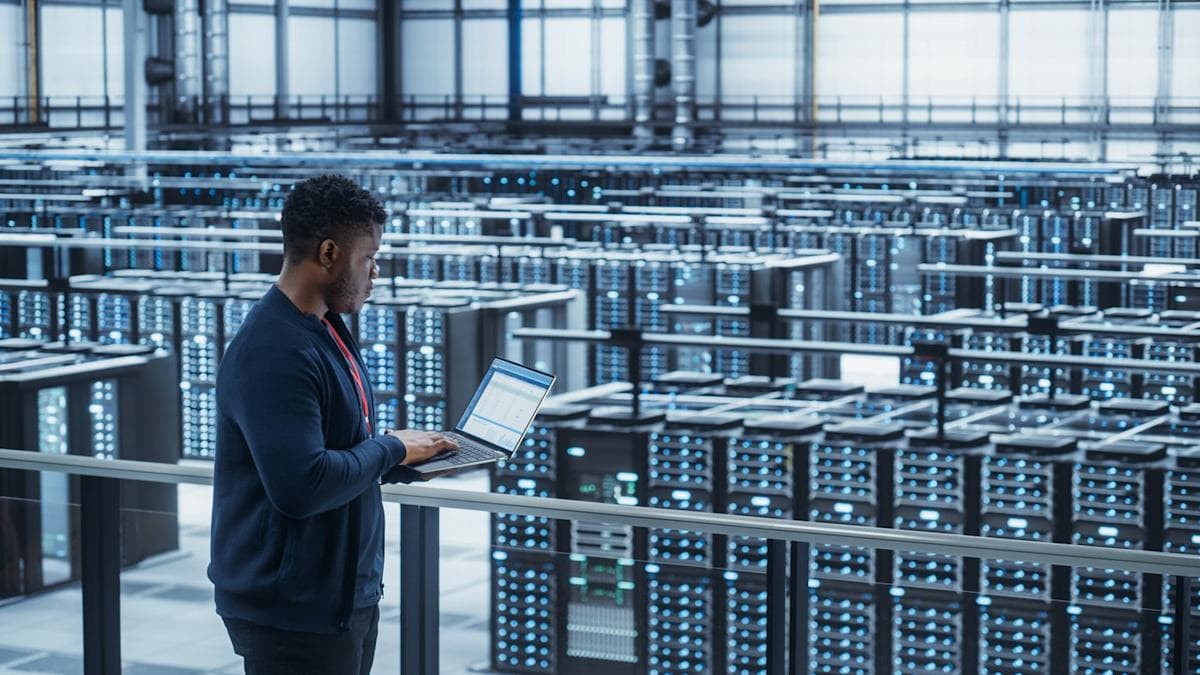 2 Hypergrowth AI Stocks to Buy and Hold for the Next Decade