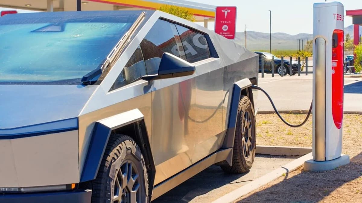Tesla May Have Finally Solved The EV Charging Line Problem