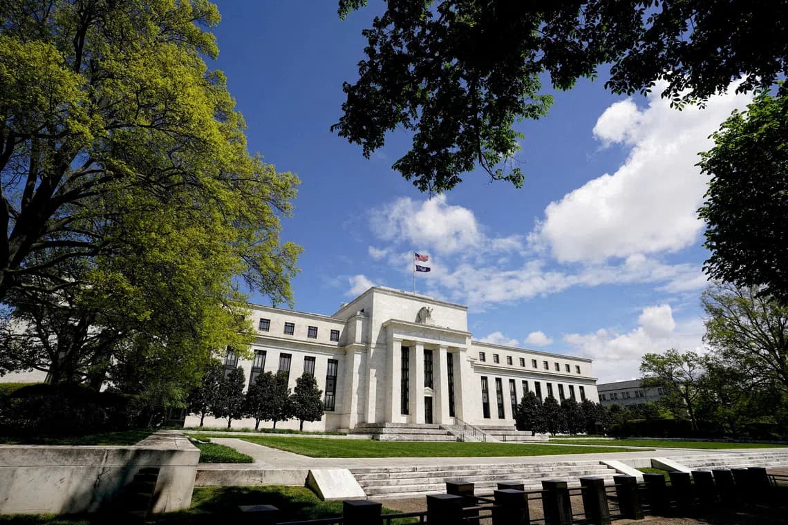 US Fed policymakers lean against October rate hike