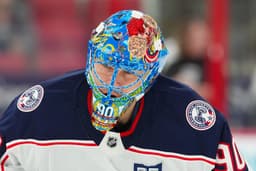 Who long is Elvis Merzlikins out? Blues Jackets goalie has ...