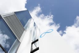 Meta Plans a Cloud Business in Challenge to Industry Rivals
