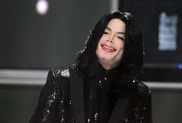 Michael Jackson's 'Thriller' Single Soars To A New Chart ...