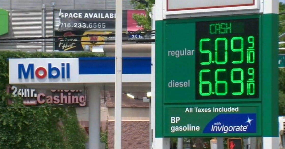 Trump Signals Relief While Officials Warn Prices May Stay High for Years