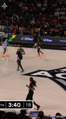 @LVAces: The 𝑀'𝑽𝑃 gets the And-1! 🫡

ICYMI: A'ja Wilson has recorded 960+ points in a single @WNBA season.

#...