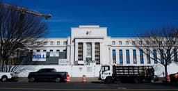 Fed officials weigh Treasury debt moves ahead of rate ...