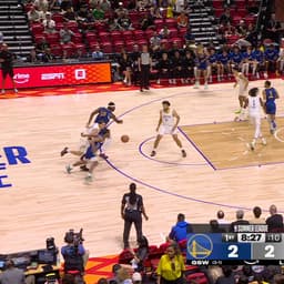 @warriors: Will splashes it from the corner 💦

📺 @NBAonPrime https://t.co/gM1tzPz2BX