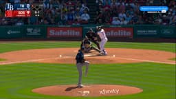 @MLB: Carlos Narváez sends one OUT OF THE BALLPARK!

It's a 10-run afternoon for the @RedSox 💪 https://t.c...