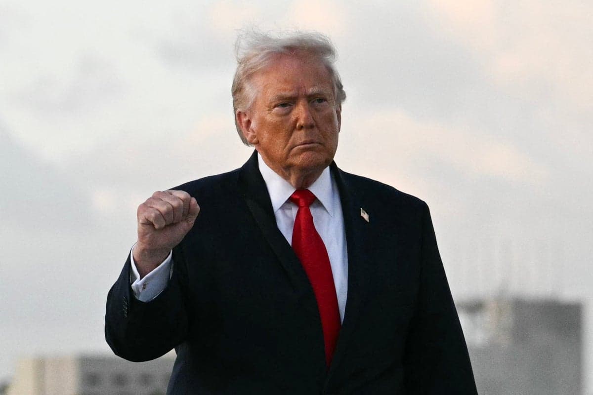 Iran-US war latest: Trump ‘considering limited airstrikes’ as Strait of Hormuz blockade to begin today | The Independent