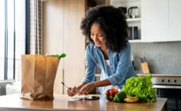 We Asked a Dietitian for Tips to Eat Healthy on a Budget