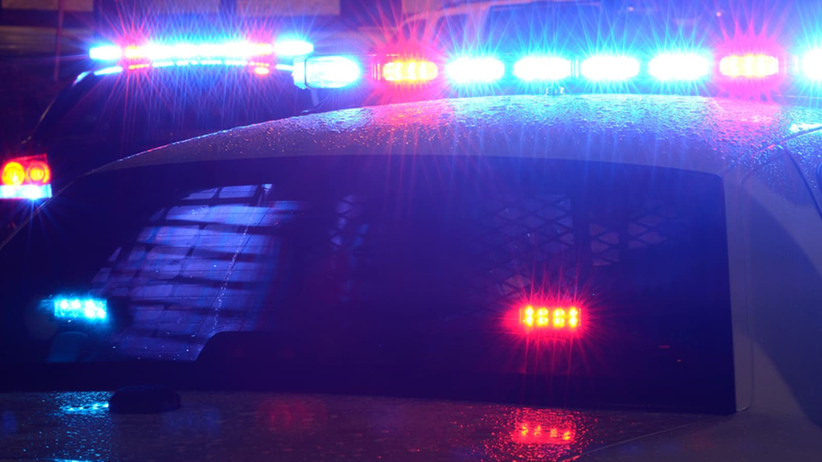 1 deputy shot dead, 2 suffering gunshot wounds in ambush