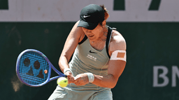 Wang Xiyu reaches French Open third round as Wang Xinyu exits in Paris