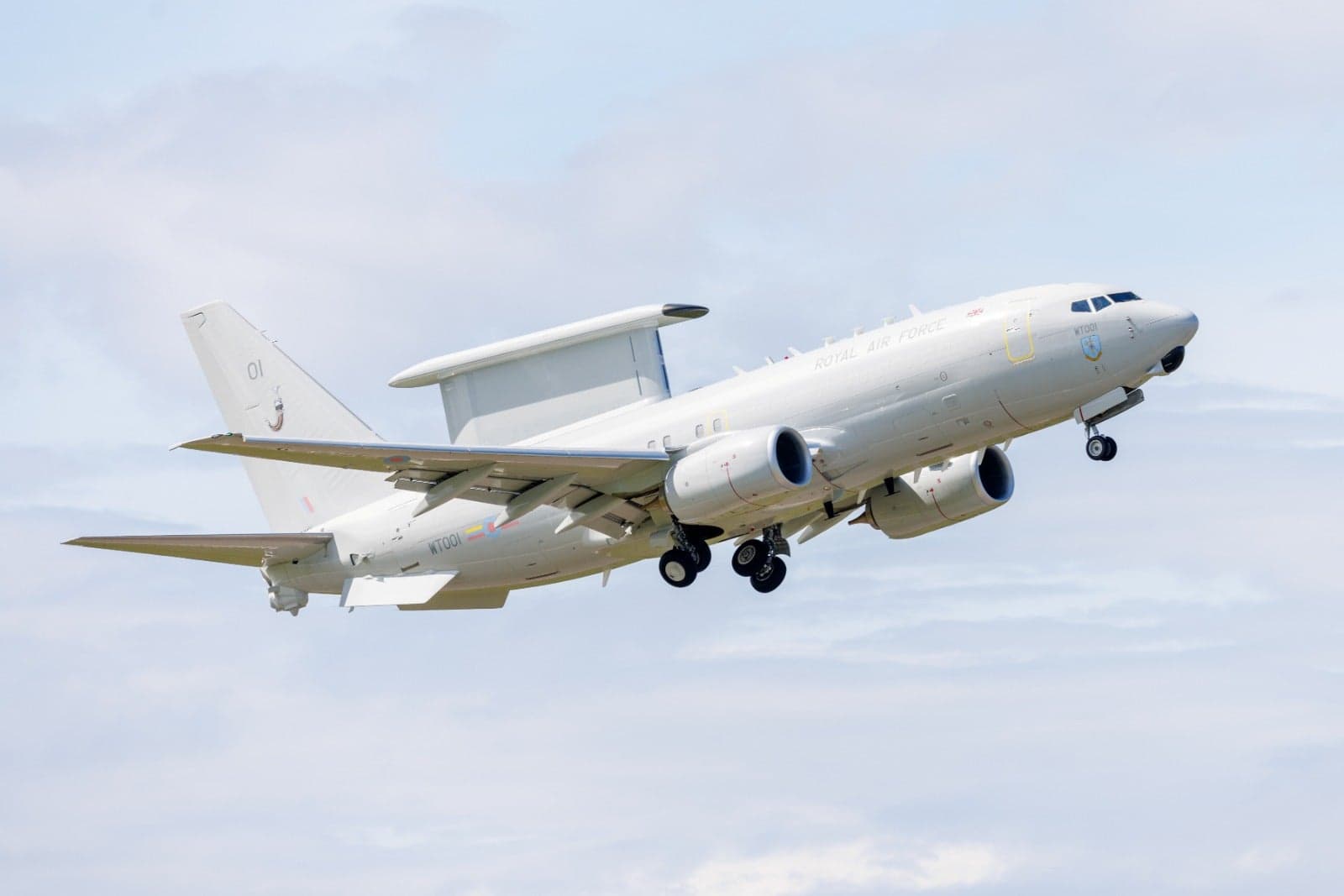Royal Air Force’s First Boeing E-7 Wedgetail Touches Down at RAF Lossiemouth