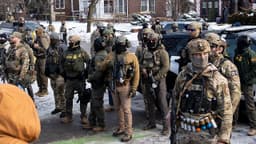 DHS Claims Migrant 'Beat Agent With A Shovel' — New Footage Shows No Attack Before ICE Agent Fired Through Closed Door | IBTimes UK