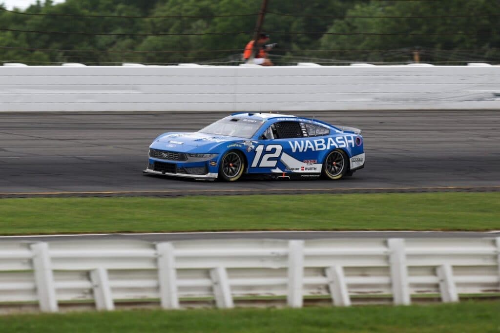 Ryan Blaney wins Atlanta pole, leads Team Penske front- ...