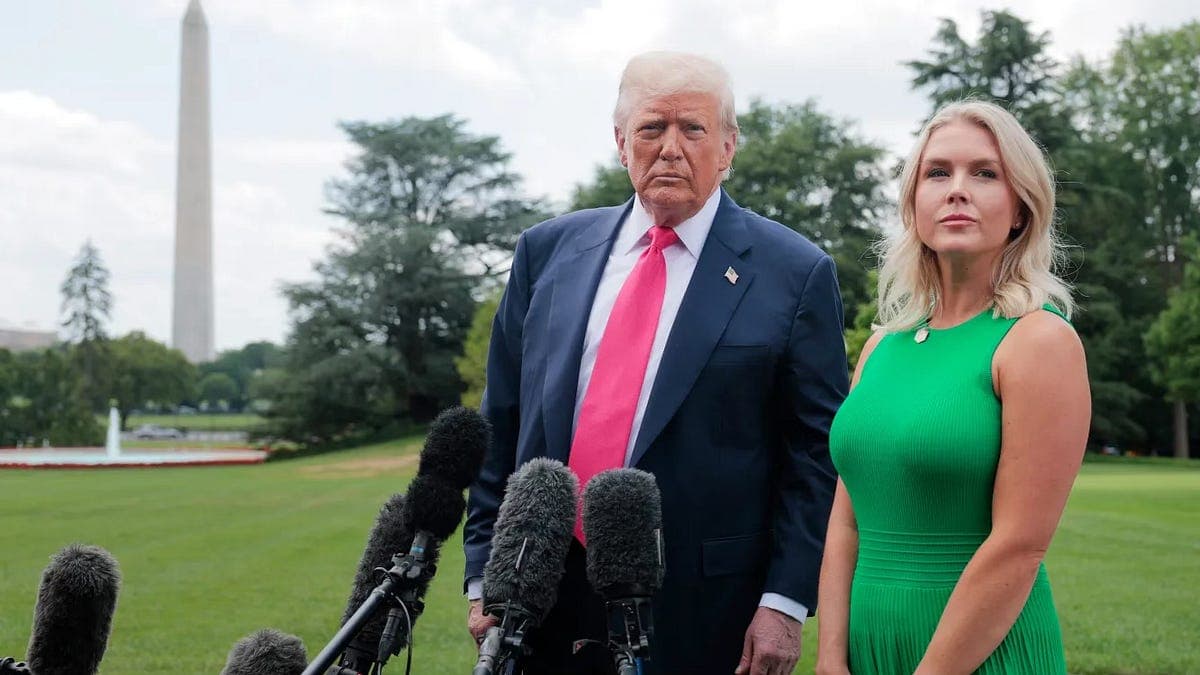 Karoline Leavitt’s Sudden White House Exit Raises Questions