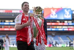 Mikel Arteta opens up on signing new Arsenal contract ...