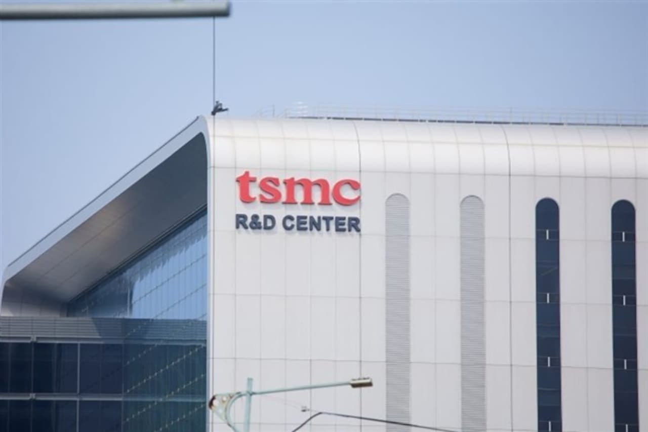 Taiwan's patent race heats up: TSMC reigns, records tumble