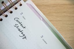 Minimum Viable Content Calendar: Do More with Less | by Adriana Tica | SYNERGY | Apr, 2026 | Medium