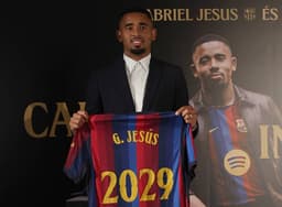 Gabriel Jesus begins training with FC Barcelona - YSscores