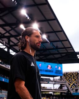 @LFC: In the building 📌🇺🇸 https://t.co/xazkeMsWsz
