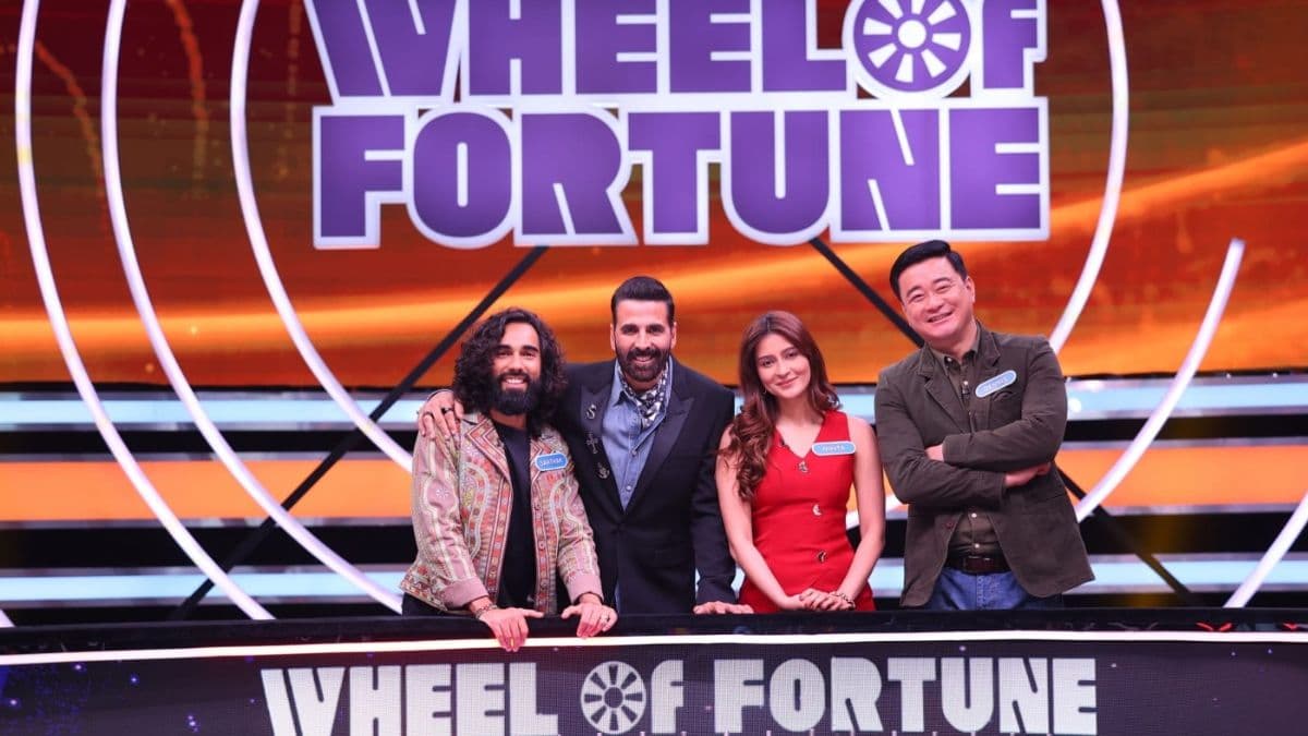 Wheel Of Fortune Today Episode: Why Akshay Kumar Joked 'Pyaar, Not Pyaaz' With Contestant Nikita? Her Unique Profession Is... - Filmibeat