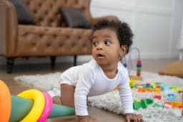 7 Early Signs of Autism in Infants (0-12 Months)