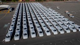 Australia's new-car sales record smashed as EVs surge ...