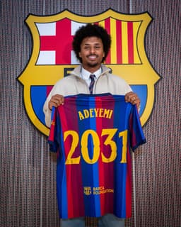 @FCBarcelona: Welcome to the family 🥰 https://t.co/roTTEY3X3k