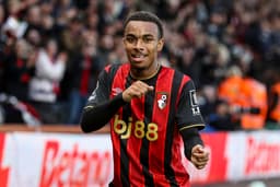 Barcelona had two bids for Eli Junior Kroupi turned down