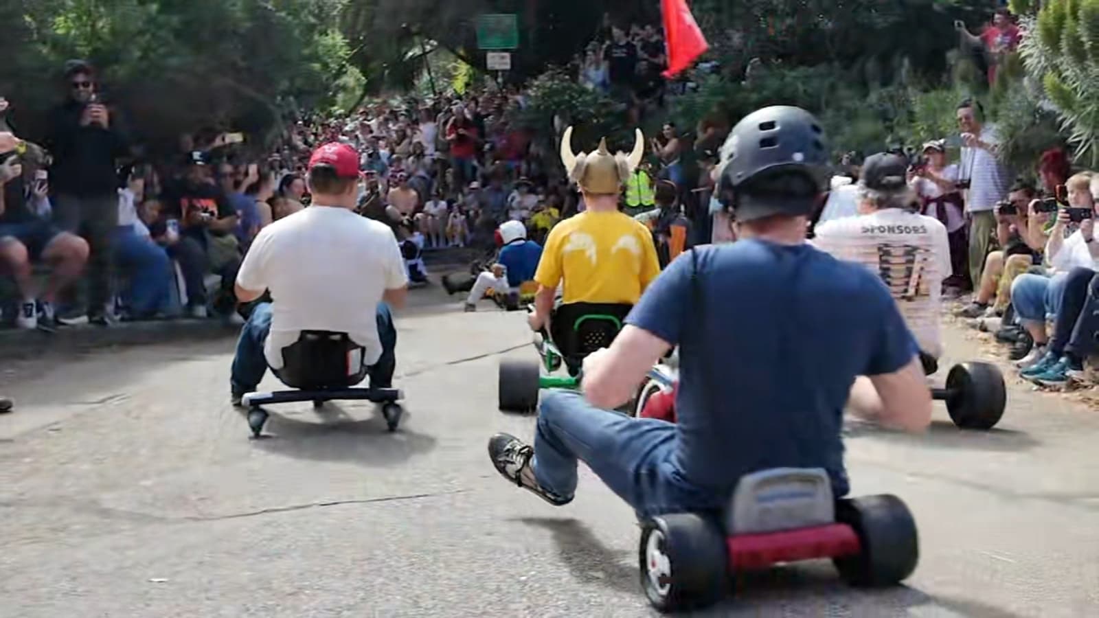 Hundreds ride in San Francisco Easter annual Bring Your Own Big Wheel race in Potrero Hill - ABC7 San Francisco
