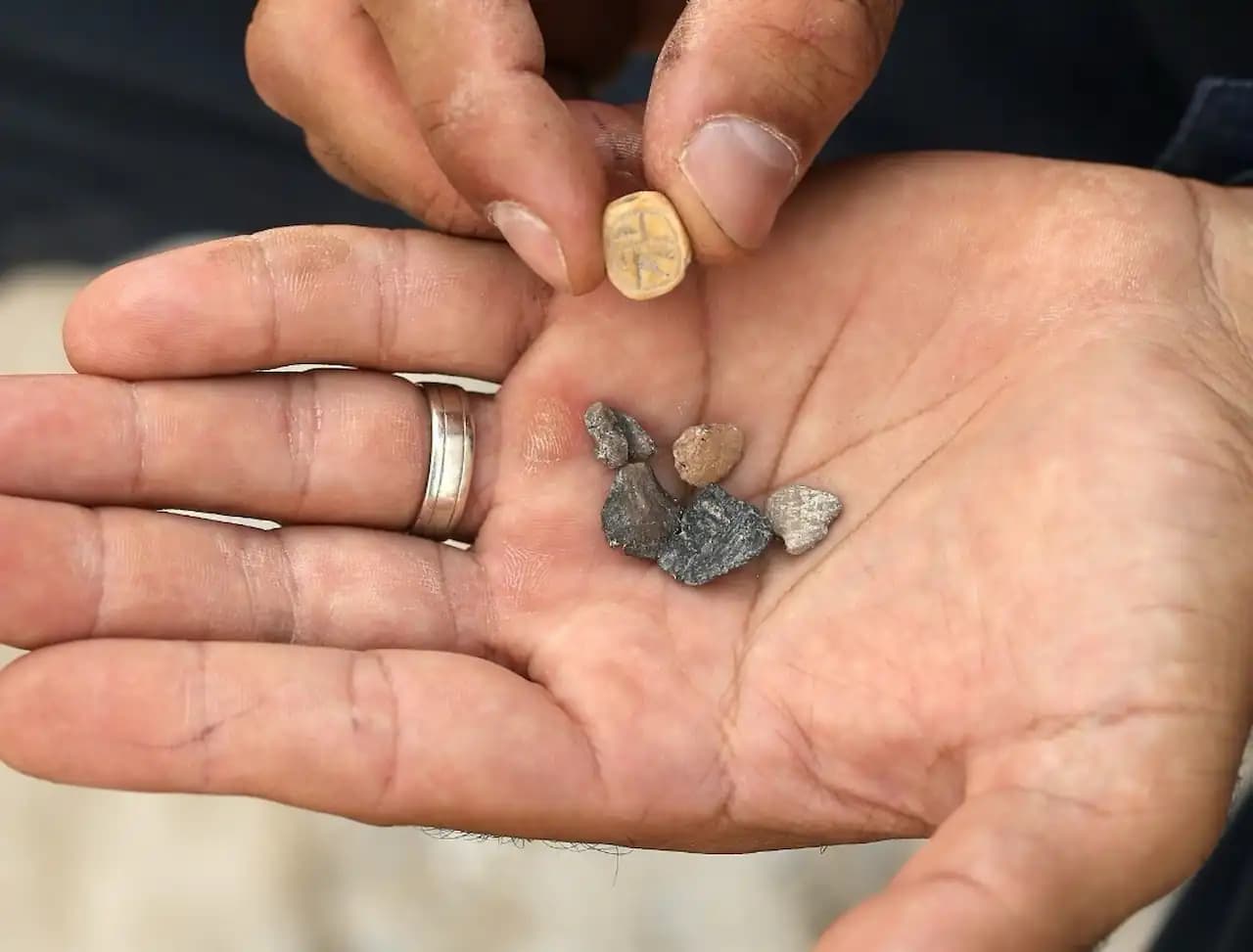 Fingerprints of Artisans and Officials Discovered on the Backs of Clay ...