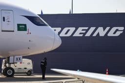 Boeing Dreamliner Retired After 13 Flight Hours Amid Supply Chain Issues