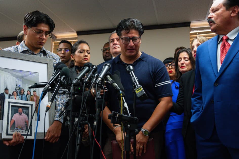 Houston ICE shooting: Slain man's son calls for investigation
