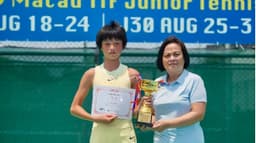 7胜0负不败！中国女网又一14岁新星崛起：郑钦文王欣瑜后继有人？|周瑾钰|严昕冉|预选赛|比赛|世少赛_新浪新闻