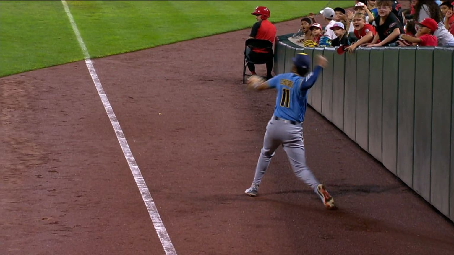 Jackson Chourio throws out Héctor Rodríguez AGAIN! | 09/05/2026