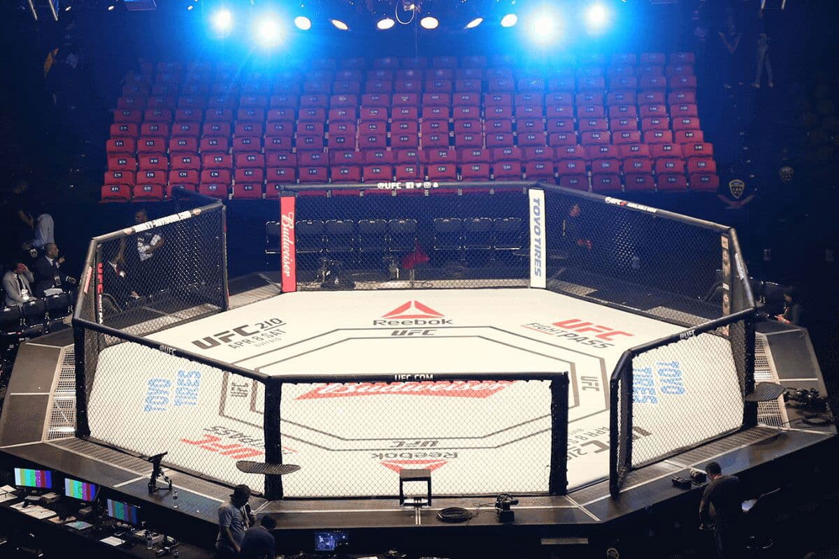 UFC Fighter Faces Serious Injury Concern After UFC Houston Suspension - EssentiallySports