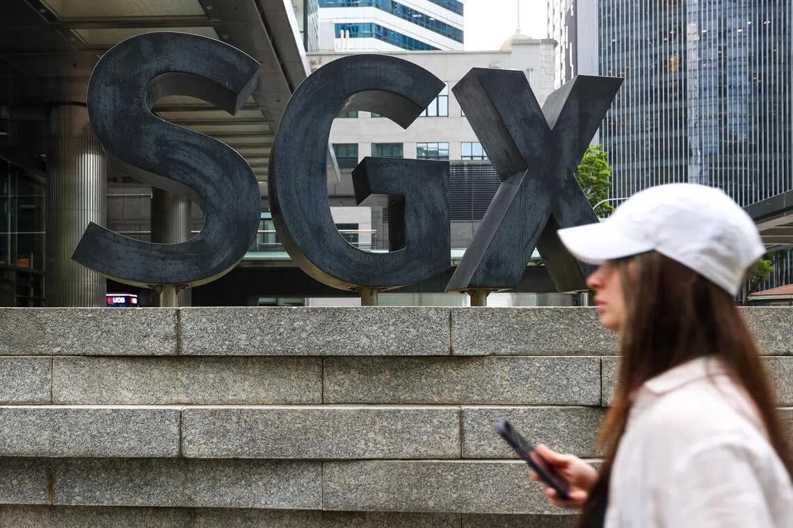 Singapore’s 30 largest stocks gain 5% in first quarter of 2026, but Iran war keeps markets on edge | The Straits Times