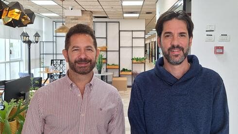 Hardware for agents: DustPhotonics/NVIDIA/SiFive/Groq + pharma/edge + MiniMax