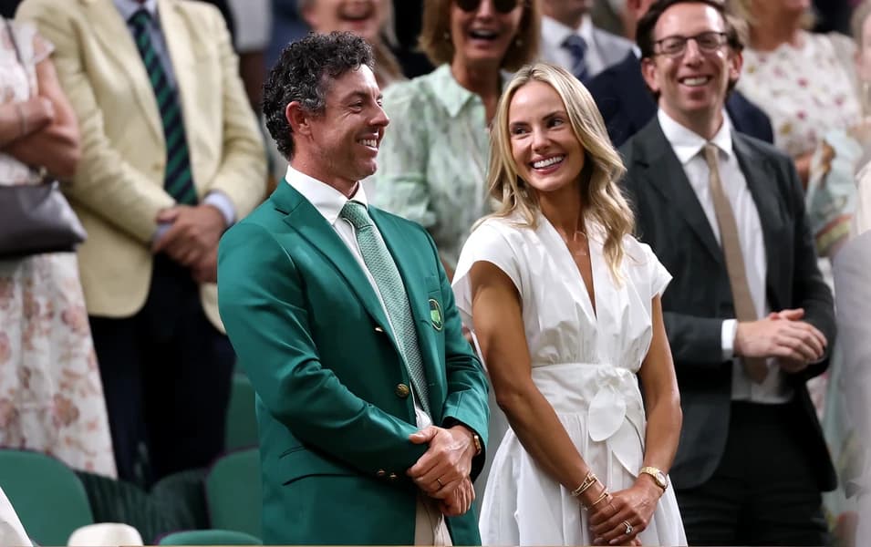 Djokovic jokes with McIlroy over Masters jacket at Wimbledon