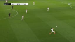 @MLS: Marco Reus has given @LAGalaxy the lead!

Another lead change in this wild match. 👀 https://t.co/j4S...