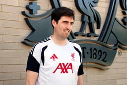 Liverpool star shares his thoughts on Andoni Iraola