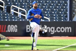 Time is Running Out on Anthony Santander For Toronto Blue Jays